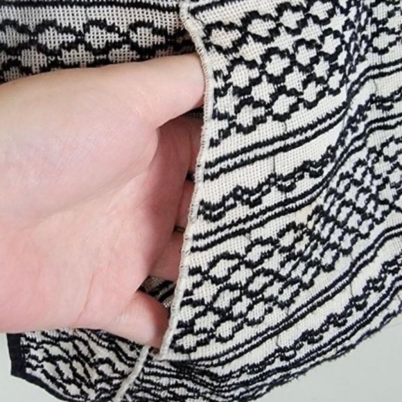 Madewell Pullover Sweater, Crochet Knit with Pocket - Picture 7 of 8